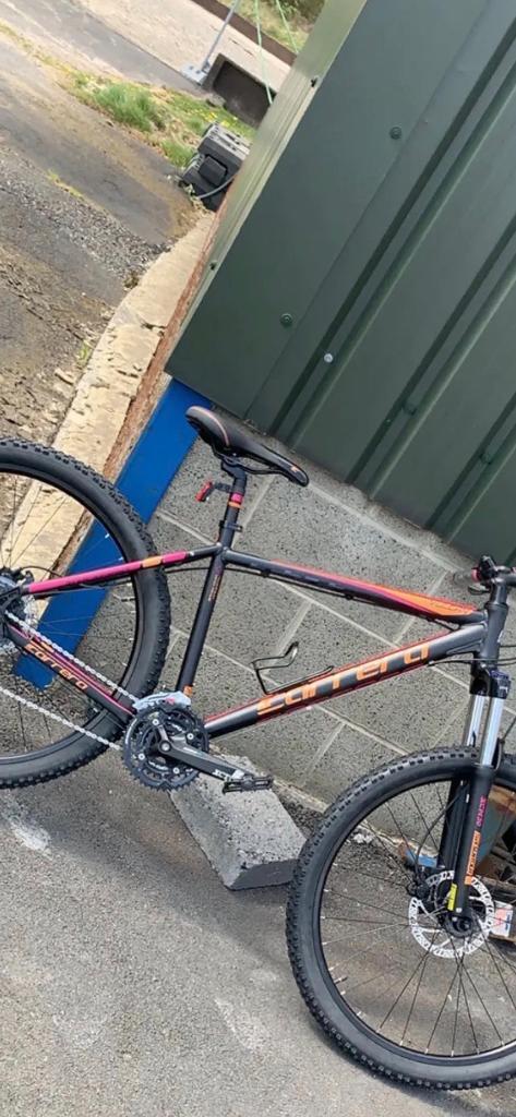 Carrera Vulcan Womens L **Next to New 